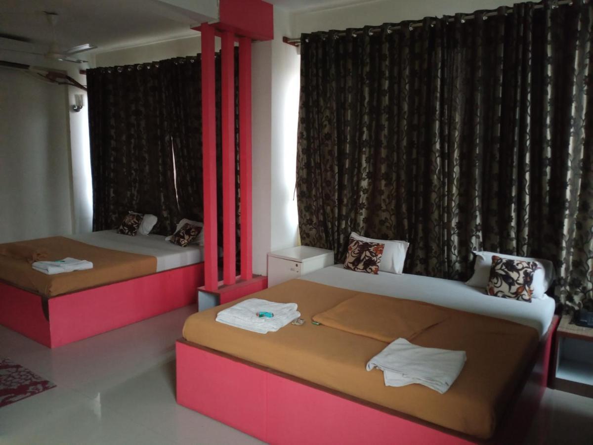 Malhar Palace Hotel Shirdi Luaran gambar