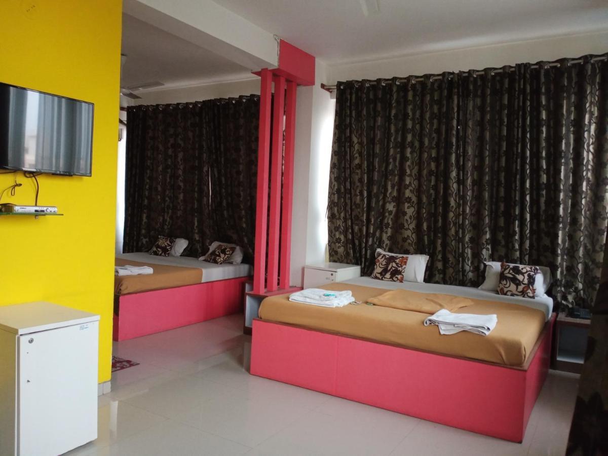 Malhar Palace Hotel Shirdi Luaran gambar