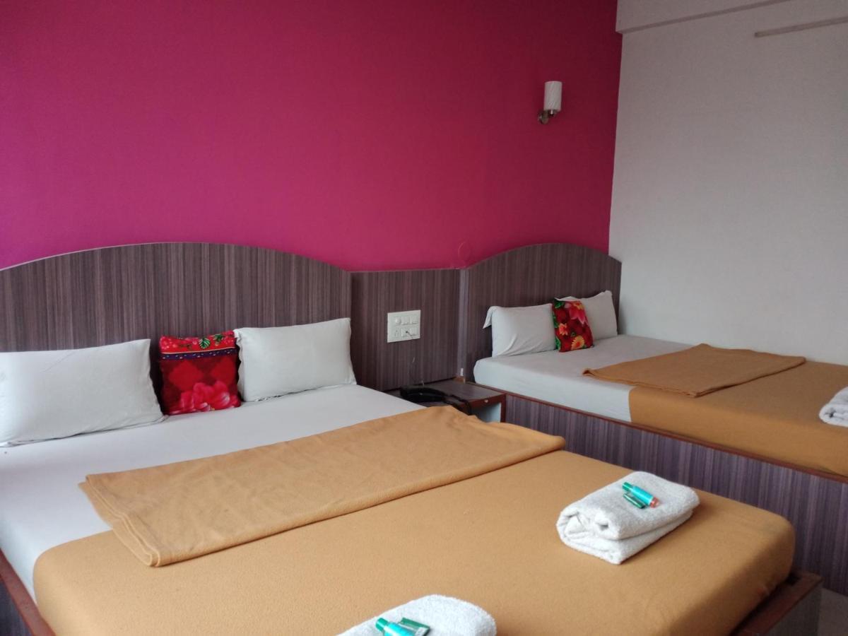 Malhar Palace Hotel Shirdi Luaran gambar