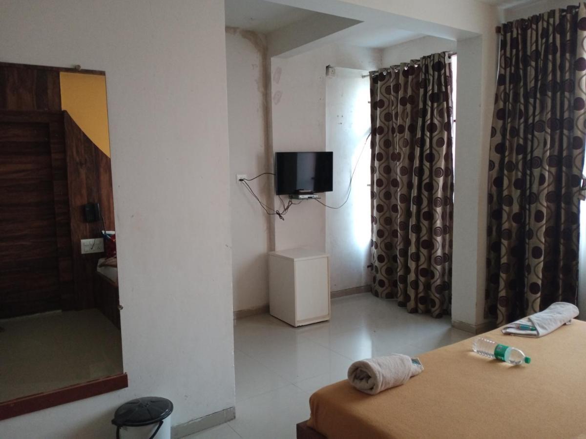 Malhar Palace Hotel Shirdi Luaran gambar